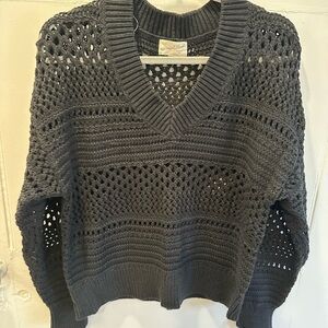 Universal Thread Black Open-Weave V-Neck Sweater